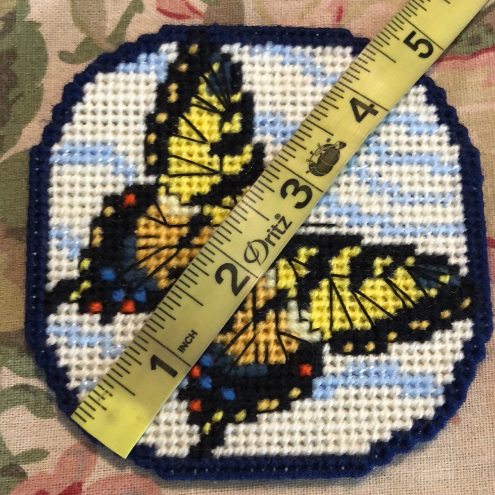 Vintage MONARCH BUTTERFLY Needlepoint in Clouds on Felt COASTER Set-of-6 4”x4” - Picture 7 of 16